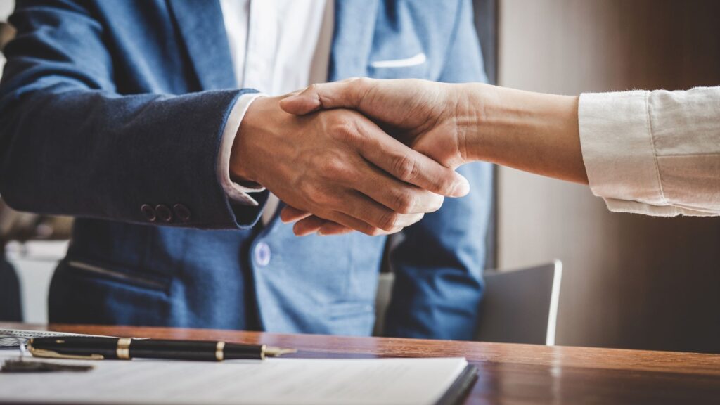 Descubra como as avaliações no Google influenciam a decisão dos consumidores e aprenda a transformar feedbacks em oportunidades para seu negócio.