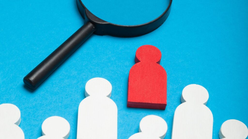 Descubra como as avaliações impactam o ranking do seu negócio e aprenda a acelerar esse processo para aumentar sua visibilidade online.